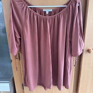 Women's Mauve Top